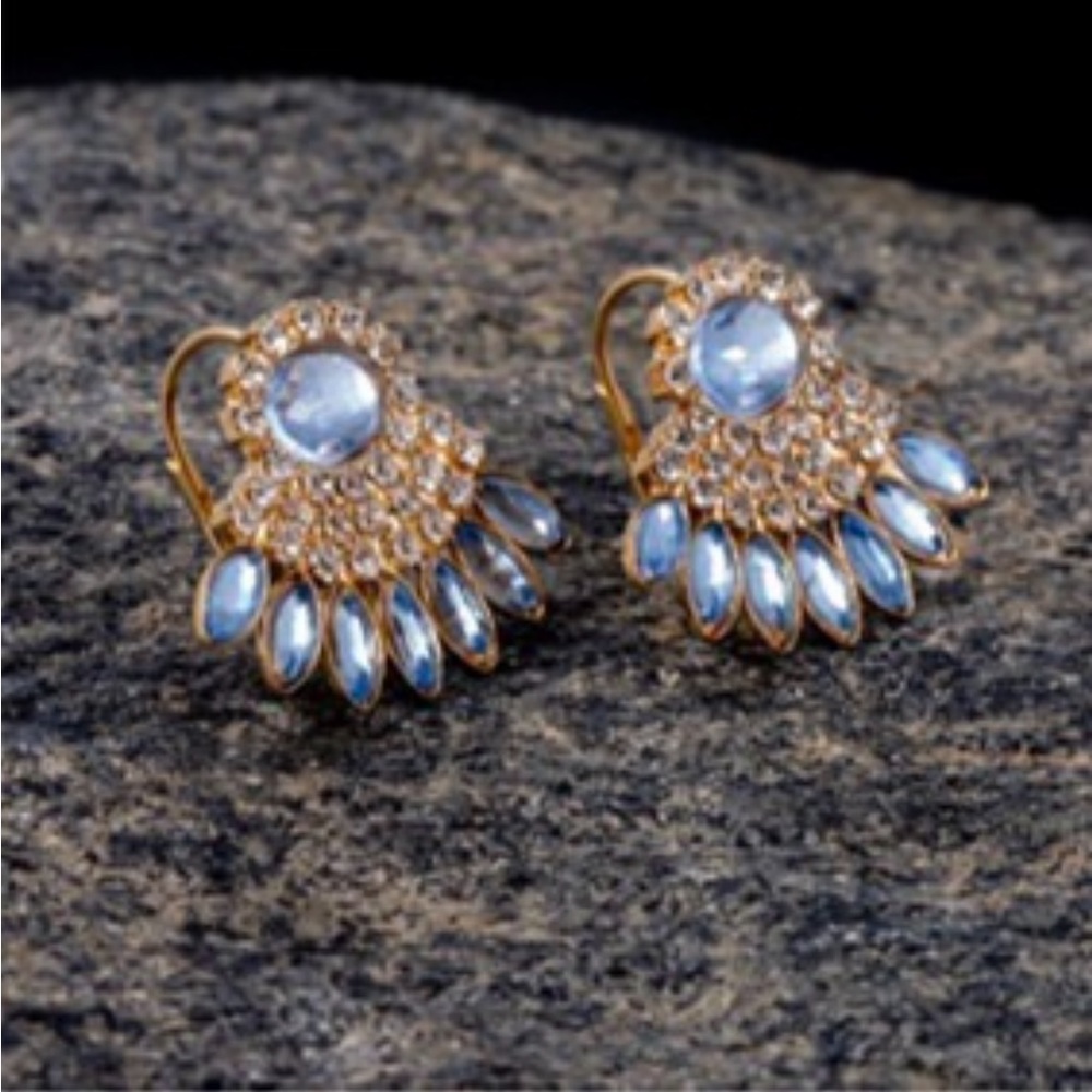 NEW• 18K Gold & Aquamarine Swarovski Crystal Earrings